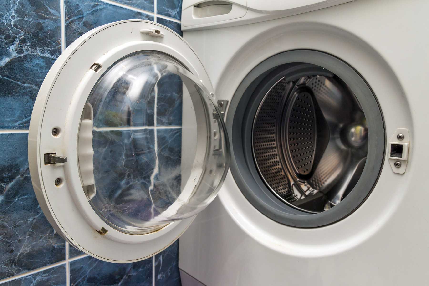 Ein teurer Fehler? Wie lange darf die Tür der Waschmaschine offen bleiben?