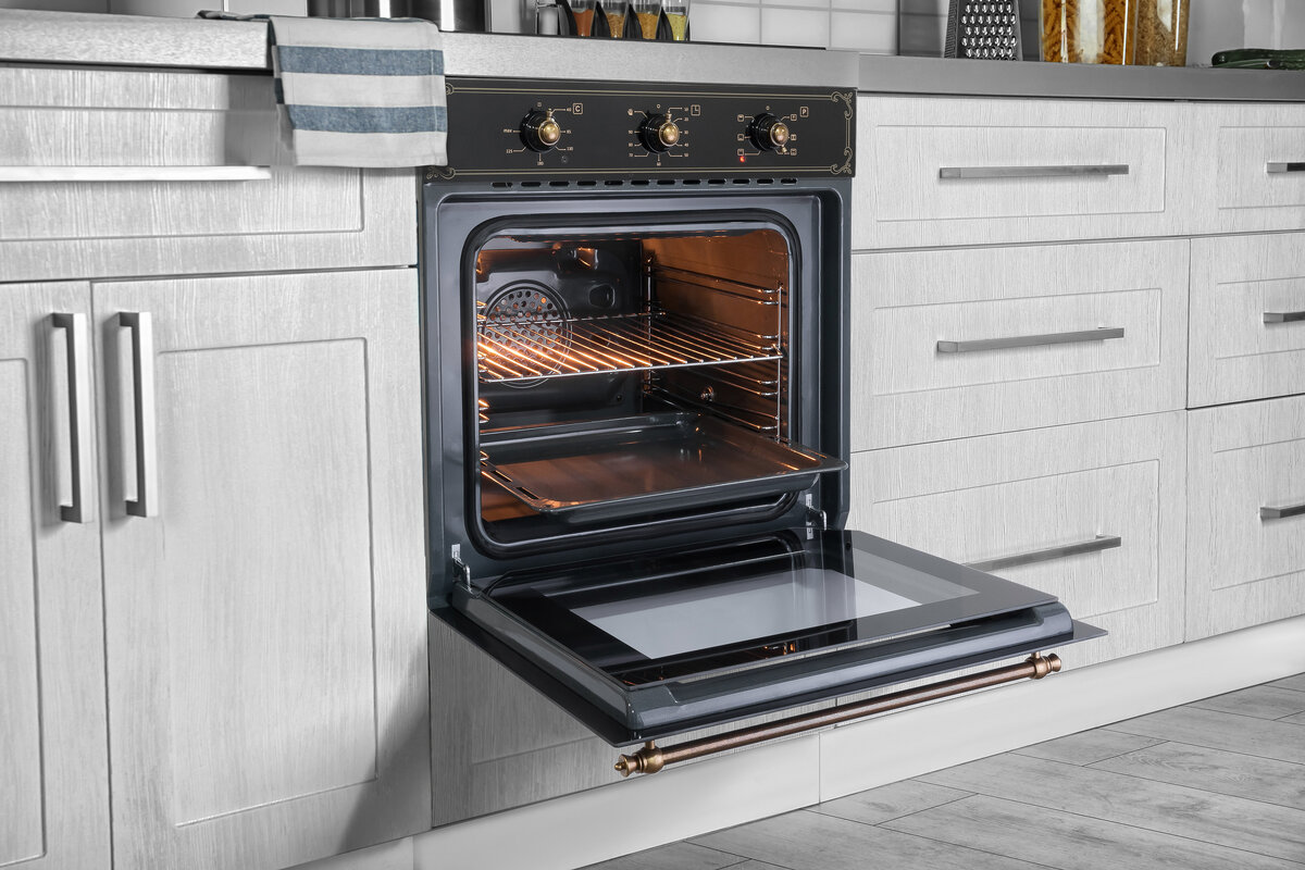 Backofen oder Fritteuse: Was verbraucht mehr Strom?