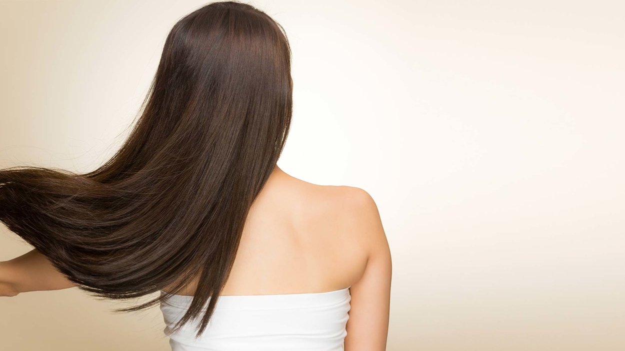 Eine Mischung aus Essig und Haarspülung: Warum wird sie empfohlen und wofür wird sie verwendet?