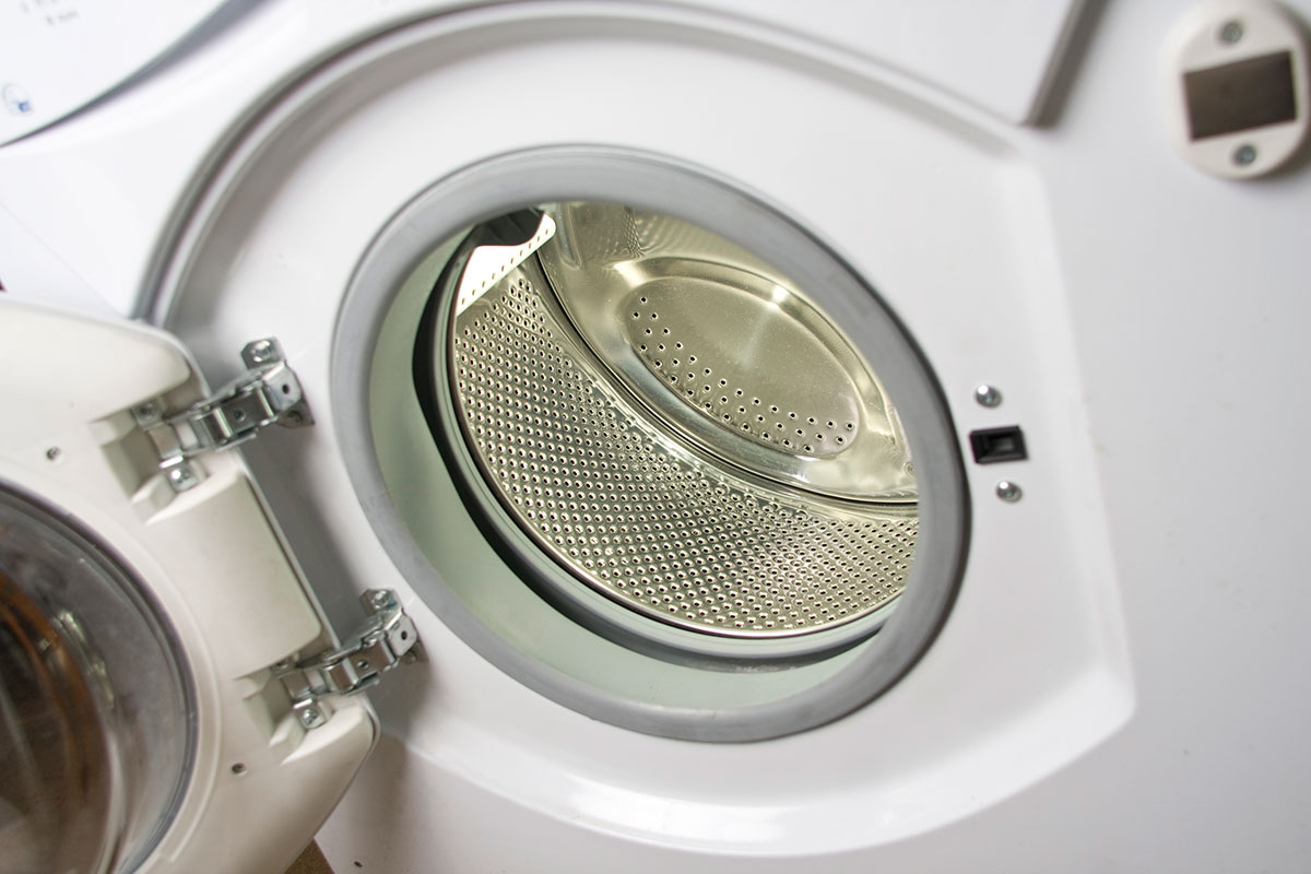 Weder Essig noch Backpulver: Die einzige Möglichkeit, den Gummidichtungsring der Waschmaschine effektiv zu reinigen