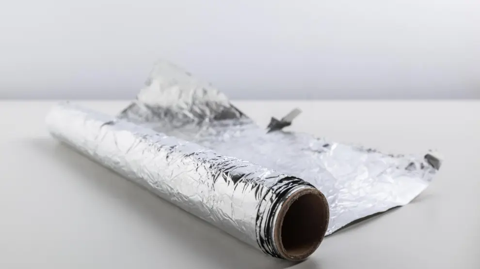 Warum ist eine Seite der Aluminiumfolie matt und die andere glänzend: Welche ist die richtige?