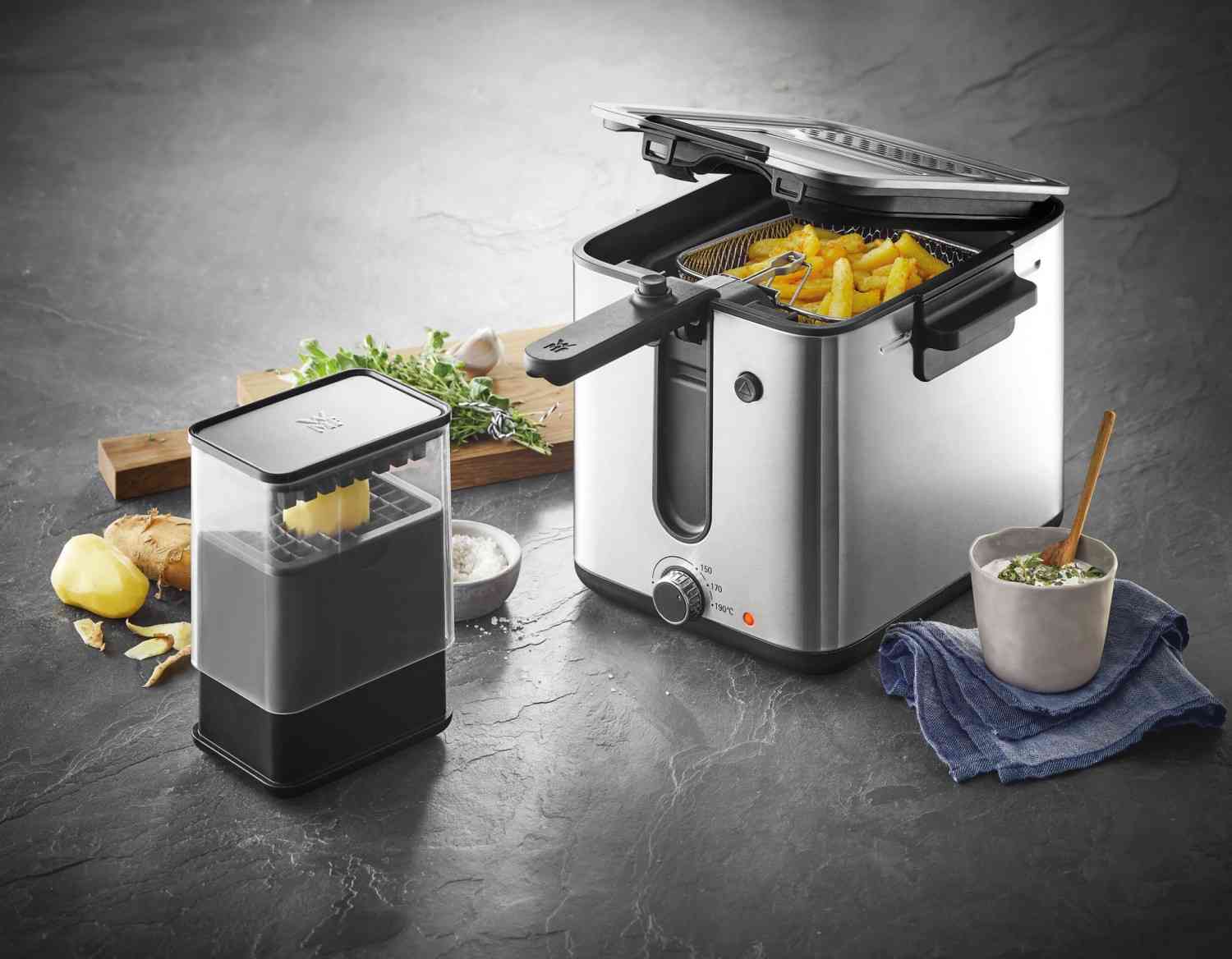 Ohne Wasser und Seife: ein einfacher und beliebter Trick, mit dem Ihre Fritteuse immer sauber bleibt
